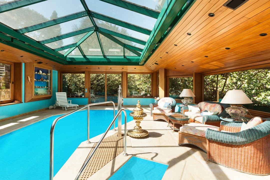 piscine intérieure