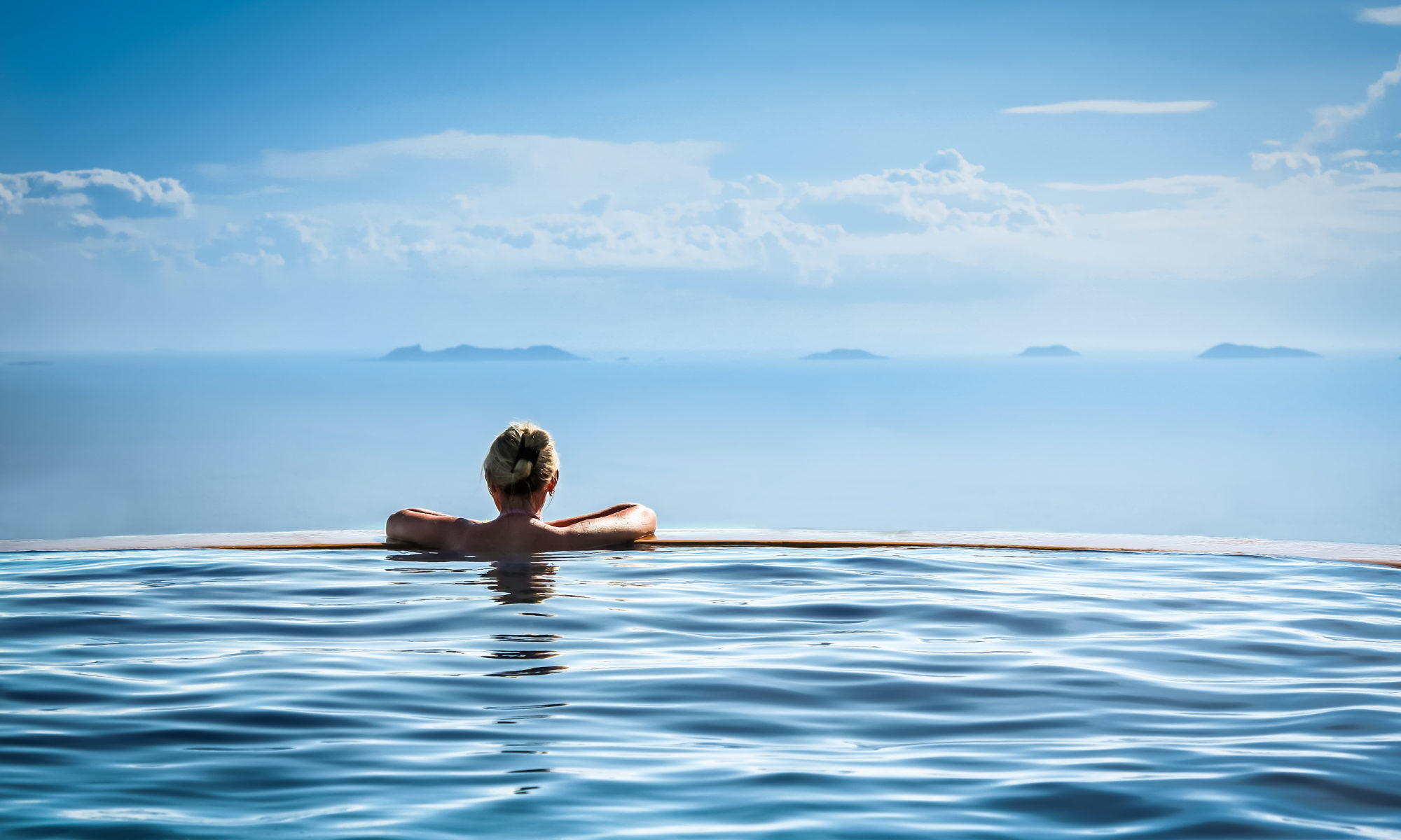 Piscine Miroir Ou A Debordement Zoom Sur Leurs