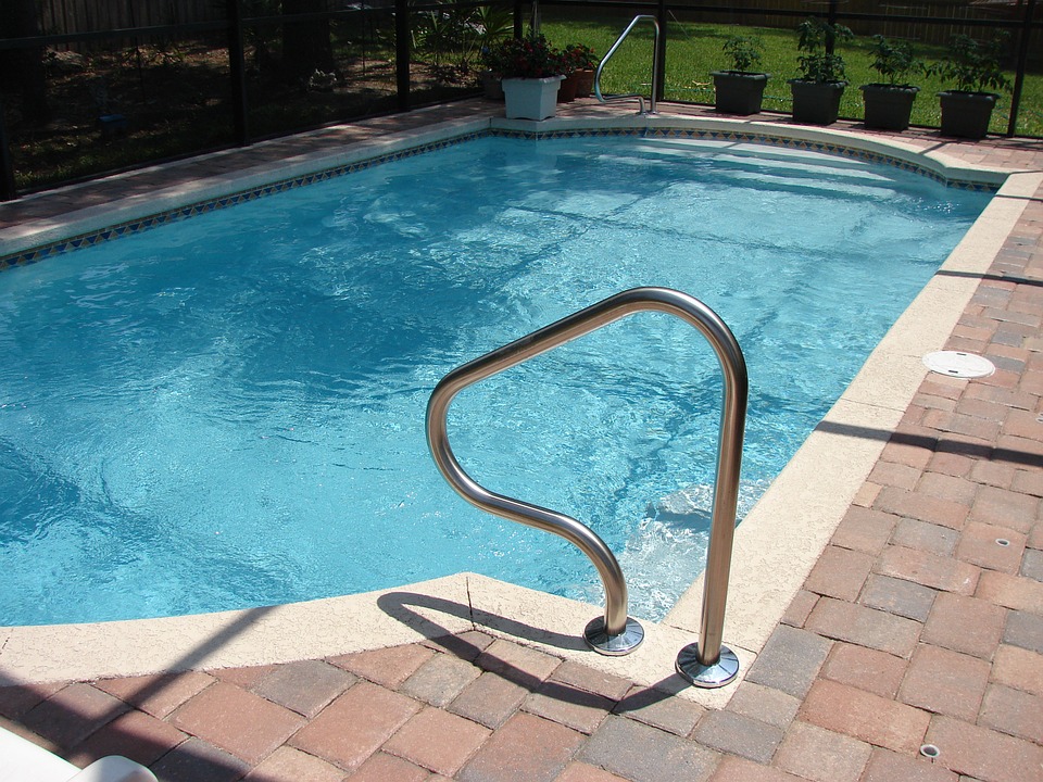 piscine jardin